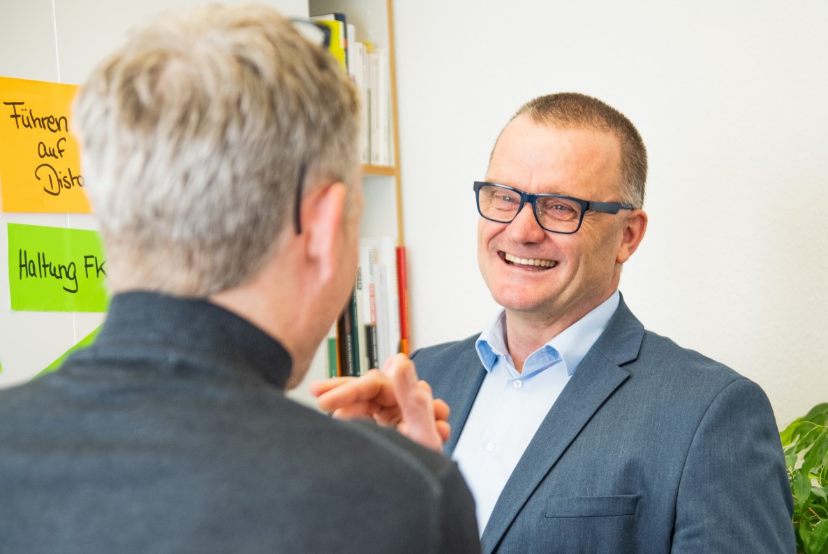 Dirk Beiser bietet Coaching, Teamentwicklung und Onlinetraining